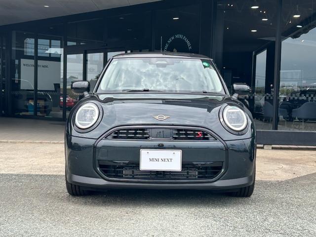 MINI クーパーS クラシック・トリム ナビ ETC2.0 アップルカープレイ アンドリロイドオート シートヒーター ハンドルヒーター アラウンドビューモニター(2枚目)