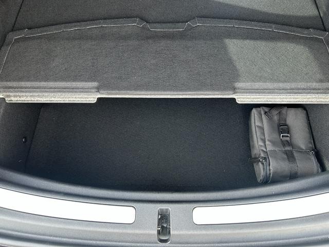 MINI クーパーSD クロスオーバー オール4 レザーシート シートヒーター 電動シート アップルカープレイ ETC2.0 リアカメラ PDC前後 衝突軽減ブレーキ ブラックエクステリア 18インチ 電動ゲート 社外地デジチューナー ドラレコ前後(61枚目)