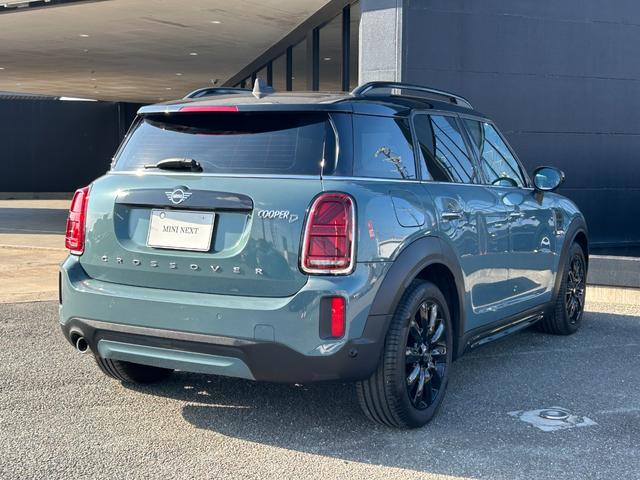 ＭＩＮＩ クーパーＤ　クロスオーバー　タッチパネルナビ　ＥＴＣ２．０　ＬＥＤヘッドライト　リアカメラ　ＰＤＣ前後　コンフォートアクセス　衝突軽減ブレーキ　ＡＣＣ　ＳＯＳコール　１８インチ　デジタルメーター　ヘッドアップディスプレイ（5枚目）