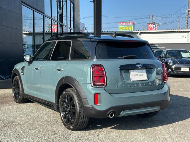 ＭＩＮＩ クーパーＤ　クロスオーバー　タッチパネルナビ　ＥＴＣ２．０　ＬＥＤヘッドライト　リアカメラ　ＰＤＣ前後　コンフォートアクセス　衝突軽減ブレーキ　ＡＣＣ　ＳＯＳコール　１８インチ　デジタルメーター　ヘッドアップディスプレイ（7枚目）