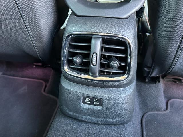 ＭＩＮＩ クーパーＤ　クロスオーバー　タッチパネルナビ　ＥＴＣ２．０　ＬＥＤヘッドライト　リアカメラ　ＰＤＣ前後　コンフォートアクセス　衝突軽減ブレーキ　ＡＣＣ　ＳＯＳコール　１８インチ　デジタルメーター　ヘッドアップディスプレイ（59枚目）