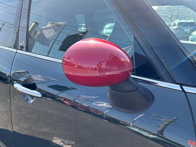 ＭＩＮＩ ジョンクーパーワークス　クロスオーバー　タッチパネルナビ　ＥＴＣ２．０　ＬＥＤライト　Ｒカメラ　ＰＤＣ前後　コンフォートアクセス　衝突軽減ブレーキ　ＡＣＣ　ＳＯＳコール　１９インチ　シートヒーター　ヘッドアップディスプレイ　ドラレコ前後（11枚目）