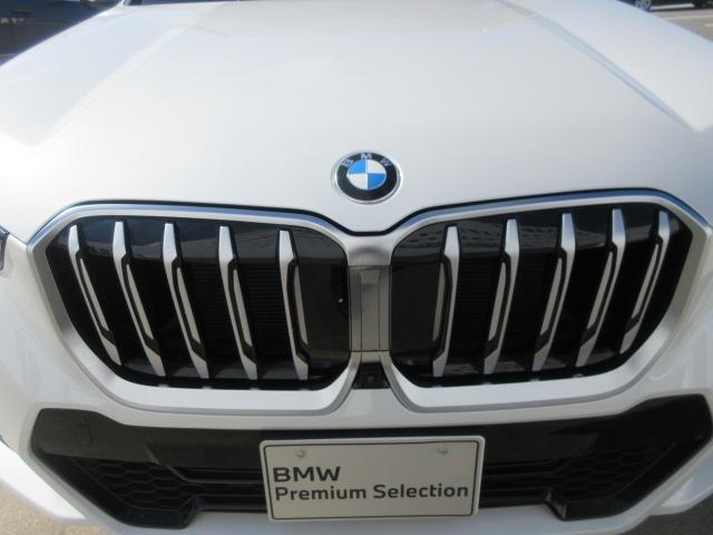 Ｘ１ ｘＤｒｉｖｅ　２０ｄ　Ｍスポーツ　４ＷＤ／カーブドディスプレイ／全方位カメラ／アップルカープレイ／ドライブレコーダー／ワンオーナー（9枚目）