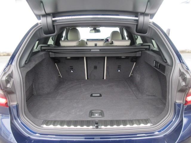 ３シリーズ ３２０ｄ　ｘＤｒｉｖｅツーリング　Ｍスポーツ　オイスターレザー／カーブドディスプレイ／全方位カメラ／アップルカープレイ／シートヒーター／ハンドルヒーター／デモカー（15枚目）