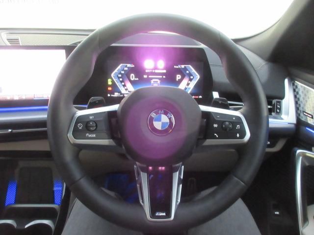 X2 xDrive 20i Mスポーツハイラインパッケージ サンルーフ/ハイラインPKG/オイスターレザー/ハーマンカードン/アップルカープレイ/サンプロテクションガラス/アップルカープレイ/ハンドルヒーター/デモカー(27枚目)