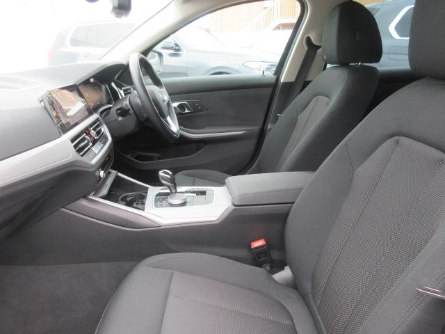 シートの状態も良く著しい汚れやヘタリは見受けられません。