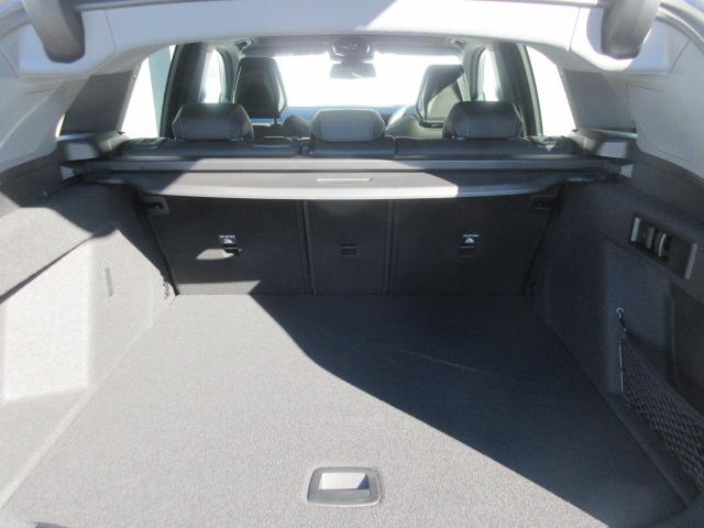 Ｘ３ ２０　ｘＤｒｉｖｅ　Ｘライン　コンフォートドライビングＰＫＧ／サンルーフ／ベンチレーションシート／ハーマンカードン／ハンドルヒータ／ヘッドアップディスプレイ／アップルカープレイ／デモカー（16枚目）