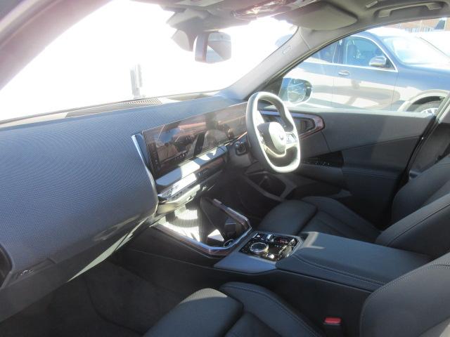 Ｘ３ ２０　ｘＤｒｉｖｅ　Ｘライン　コンフォートドライビングＰＫＧ／サンルーフ／ベンチレーションシート／ハーマンカードン／ハンドルヒータ／ヘッドアップディスプレイ／アップルカープレイ／デモカー（24枚目）