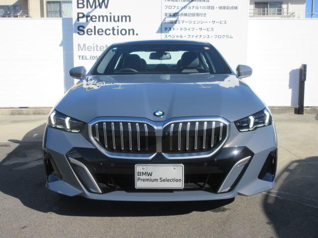 弊社試乗車としてのみ使用しておりましたので喫煙歴も無く保守管理が行き届いております。　　　弊社ユーザー様下取車でメンテナンス履歴も明確です。