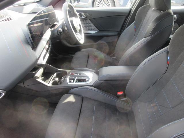 １シリーズ １２０ｄ　Ｍスポーツ　テクノロジーＰＫＧ／全周囲カメラ／アクティブクルーズコントロール／アップルカープレイ／シートヒーター／１８ＡＷ／ヘッドアップディスプレイ／デモカー（16枚目）