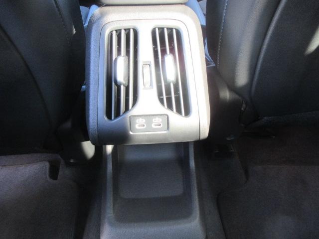 X2 xDrive 20i Mスポーツ ガラスサンルーフ/アップルカープレイ/全方位カメラ/HDU/先進安全装置/デモカー(30枚目)