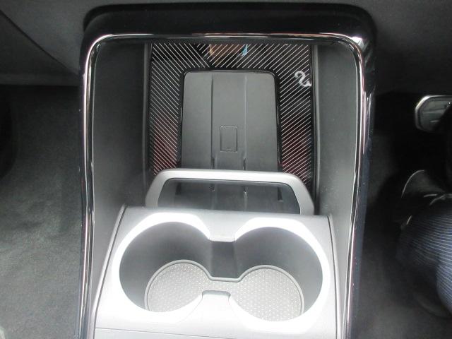 ｉＸ１ ｅＤｒｉｖｅ　２０　Ｍスポーツ　ＥＶ／カーブドディスプレイ／全方位カメラ／アップルカープレイ／ＡＣＣ／ＨＤＵ／デモカー（31枚目）