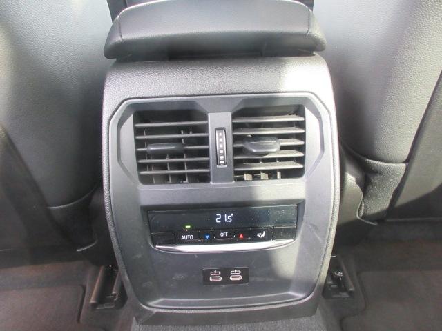 ���A�Ȃɂ̓^�C�v�b�̂t�r�a�|�[�g���������܂��B