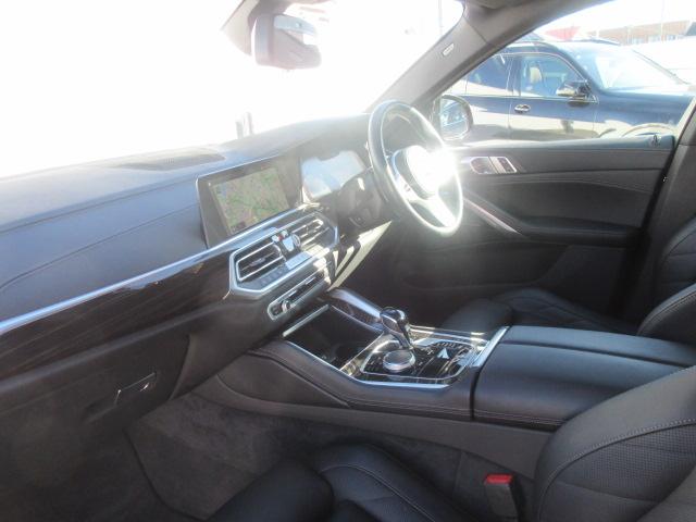 �ԓ��ł̋i�������������ꂢ�ȏ�Ԃ��L�[�v���Ă���܂��B