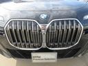 7シリーズらしい存在感のあるキドニーグリルです