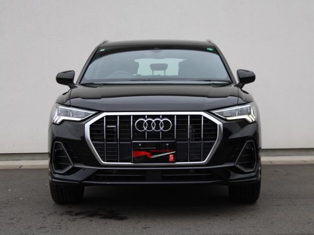 Ｑ３ ３５ＴＤＩクワトロ　Ｓライン　コンビニエンス＆アシスタンスパッケージ　プラスパッケージ　スマートフォンインターフェイス（2枚目）
