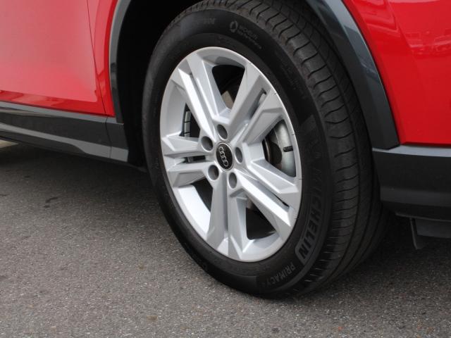 Ｑ２ ３５ＴＦＳＩアドバンスド　ナビゲーションパッケージ　コンビニエンス＆アシスタンスパッケージ　テクノロジーパッケージ　プライバシーガラス（8枚目）