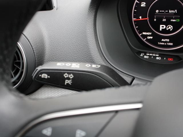 Ｑ２ ３５ＴＦＳＩアドバンスド　ナビゲーションパッケージ　コンビニエンス＆アシスタンスパッケージ　テクノロジーパッケージ　プライバシーガラス（23枚目）