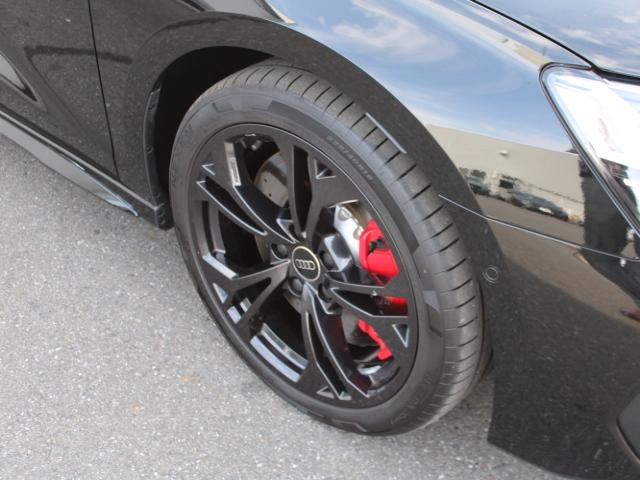 S3 スポーツバック ブラックAudi rings&ブラックスタイリングパッケージダンピングコントロールサスペンションSONOS 3Dサウンドシステムカラードブレーキキャリパーレッド(8枚目)