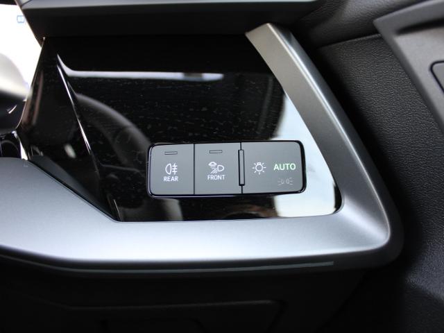 S3 スポーツバック ブラックAudi rings&ブラックスタイリングパッケージダンピングコントロールサスペンションSONOS 3Dサウンドシステムカラードブレーキキャリパーレッド(32枚目)