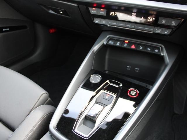 S3 スポーツバック ブラックAudi rings&ブラックスタイリングパッケージダンピングコントロールサスペンションSONOS 3Dサウンドシステムカラードブレーキキャリパーレッド(36枚目)