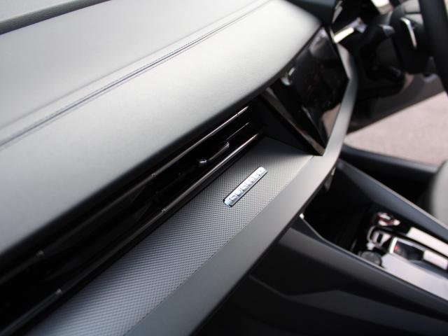 S3 スポーツバック ブラックAudi rings&ブラックスタイリングパッケージダンピングコントロールサスペンションSONOS 3Dサウンドシステムカラードブレーキキャリパーレッド(47枚目)