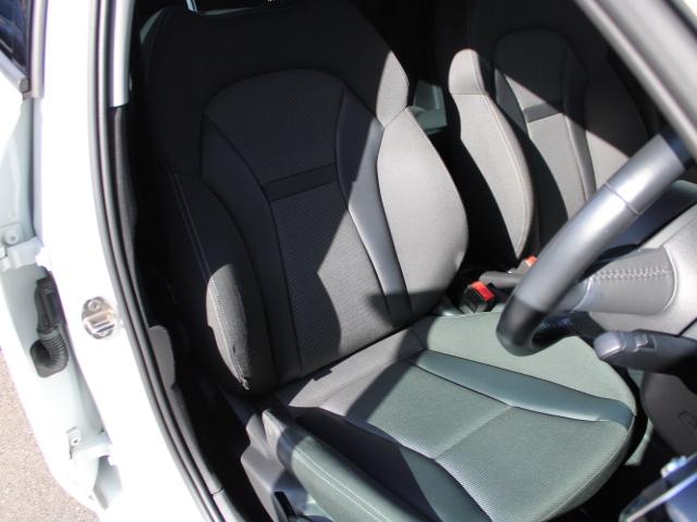 Ａ１スポーツバック １．０ＴＦＳＩスポーツ　ＭＭＩナビゲーション　アドバンストキーシステム　オートマチックエアコンディショナー（15枚目）