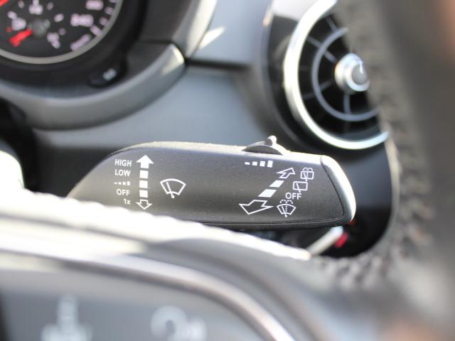 Ａ１スポーツバック １．０ＴＦＳＩスポーツ　ＭＭＩナビゲーション　アドバンストキーシステム　オートマチックエアコンディショナー（23枚目）