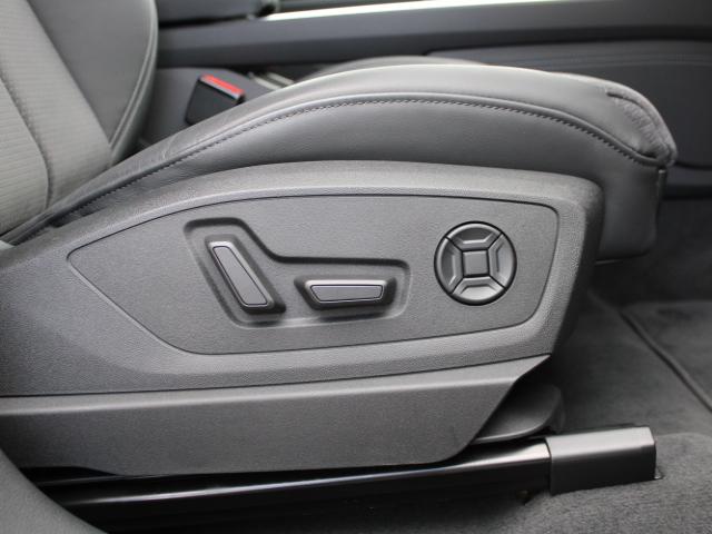 Q8スポーツバック e-トロン 55e-トロンクワトロ Sライン サイレンスP インテリアP Audirings&ブラックスタイリングP 電動リアゲート エアサス CARPLAY ETC ACC シートヒーターF/R(18枚目)