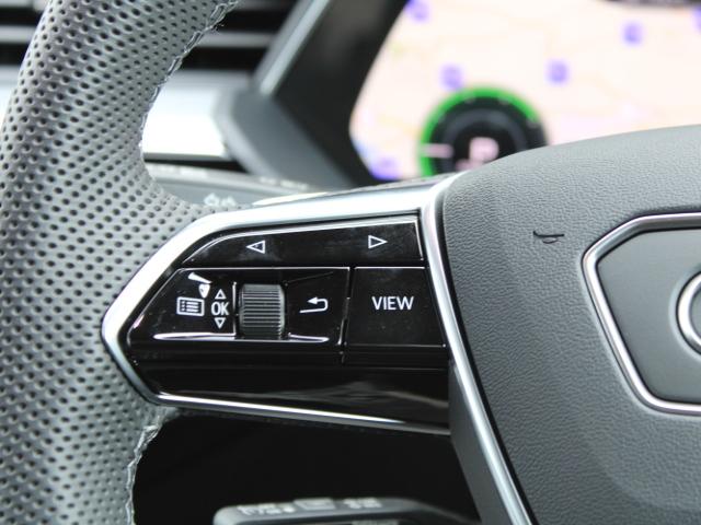 Q8スポーツバック e-トロン 55e-トロンクワトロ Sライン サイレンスP インテリアP Audirings&ブラックスタイリングP 電動リアゲート エアサス CARPLAY ETC ACC シートヒーターF/R(29枚目)