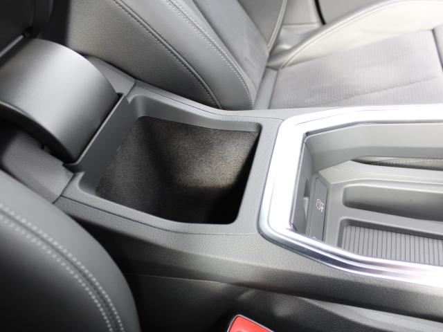 Q8スポーツバック e-トロン 55e-トロンクワトロ Sライン サイレンスP インテリアP Audirings&ブラックスタイリングP 電動リアゲート エアサス CARPLAY ETC ACC シートヒーターF/R(51枚目)