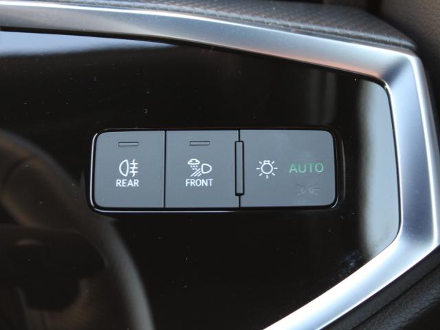 Q3スポーツバック ダイナミックエディション 特別仕様車 ダンピングコントロール コンビニエンス&アシスタンスP テクノロジーP プラスP プライバシーガラス サラウンドビューカメラ 電動リアゲート CARPLAY ETC ACC(33枚目)