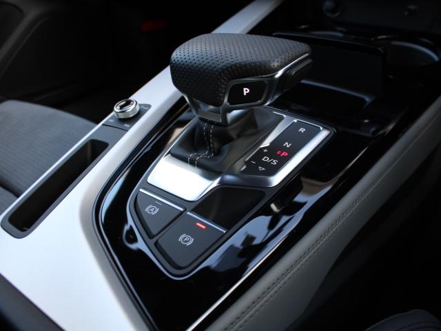 Ａ５スポーツバック ブラックスタイルプラス　コンフォートＰ　Ａｕｄｉ　ｒｉｎｇｓ＆ブラックスタイリングＰ　ワイヤレスチャージング　サラウンドビューカメラ／パークアシスト　電動リアゲート　マルチカラーアンビエントライト（15枚目）