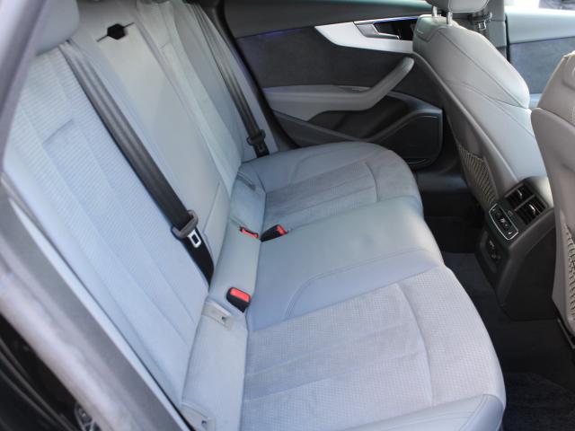 Ａ５スポーツバック ブラックスタイルプラス　コンフォートＰ　Ａｕｄｉ　ｒｉｎｇｓ＆ブラックスタイリングＰ　ワイヤレスチャージング　サラウンドビューカメラ／パークアシスト　電動リアゲート　マルチカラーアンビエントライト（19枚目）