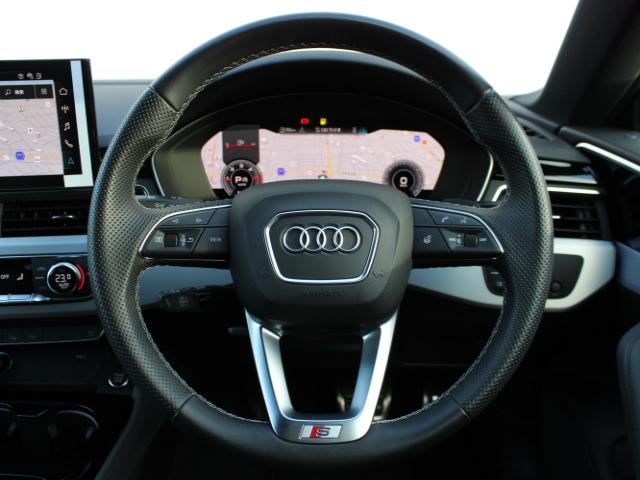 Ａ５スポーツバック ブラックスタイルプラス　コンフォートＰ　Ａｕｄｉ　ｒｉｎｇｓ＆ブラックスタイリングＰ　ワイヤレスチャージング　サラウンドビューカメラ／パークアシスト　電動リアゲート　マルチカラーアンビエントライト（25枚目）