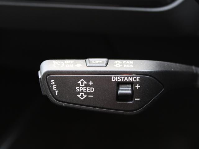 Q4スポーツバック e-トロン 40e-トロン Sライン SlineインテリアプラスP S line P 電動シート マルチカラーアンビエントライティング マトリクスLEDヘッドライト シートヒーター CARPLAY ETC ACC サイドアシスト(33枚目)