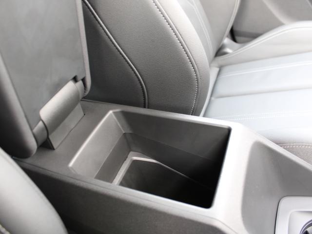 Q4スポーツバック e-トロン 40e-トロン Sライン SlineインテリアプラスP S line P 電動シート マルチカラーアンビエントライティング マトリクスLEDヘッドライト シートヒーター CARPLAY ETC ACC サイドアシスト(46枚目)