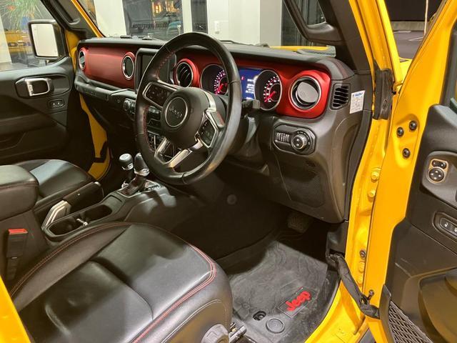 ジープ・ラングラーアンリミテッド ルビコン 弊社オーナー様下取り 認定中古車保証一年付き 4WD LEDヘッドライト LEDテールランプ 純正ナビ ETC バックカメラ アップルカープレイ アンドロイドオート アダプティブクルーズコントロール(15枚目)