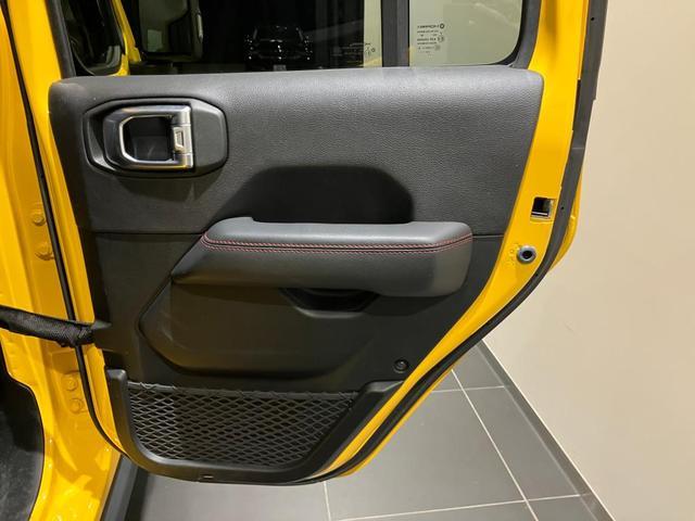 ジープ・ラングラーアンリミテッド ルビコン 弊社オーナー様下取り 認定中古車保証一年付き 4WD LEDヘッドライト LEDテールランプ 純正ナビ ETC バックカメラ アップルカープレイ アンドロイドオート アダプティブクルーズコントロール(20枚目)