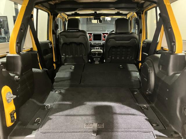 ジープ・ラングラーアンリミテッド ルビコン 弊社オーナー様下取り 認定中古車保証一年付き 4WD LEDヘッドライト LEDテールランプ 純正ナビ ETC バックカメラ アップルカープレイ アンドロイドオート アダプティブクルーズコントロール(28枚目)