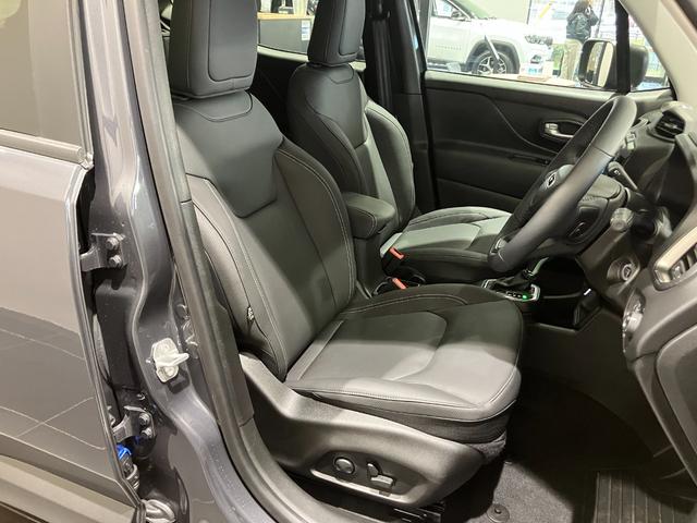 ジープ・レネゲード アルティテュード　ｅ－ハイブリッド　当社デモカー　新車保証継承　最終モデル　マイルドハイブリッド　アイシンナビ　カープレイ　ＡＣＣ　ＢＳＭ　ＬＥＤヘッドライト　シートヒーター　パワーシート（15枚目）