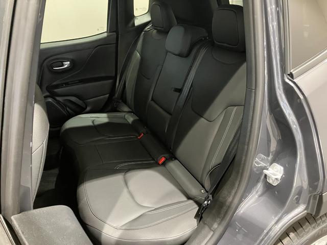 ジープ・レネゲード アルティテュード　ｅ－ハイブリッド　当社デモカー　新車保証継承　最終モデル　マイルドハイブリッド　アイシンナビ　カープレイ　ＡＣＣ　ＢＳＭ　ＬＥＤヘッドライト　シートヒーター　パワーシート（24枚目）