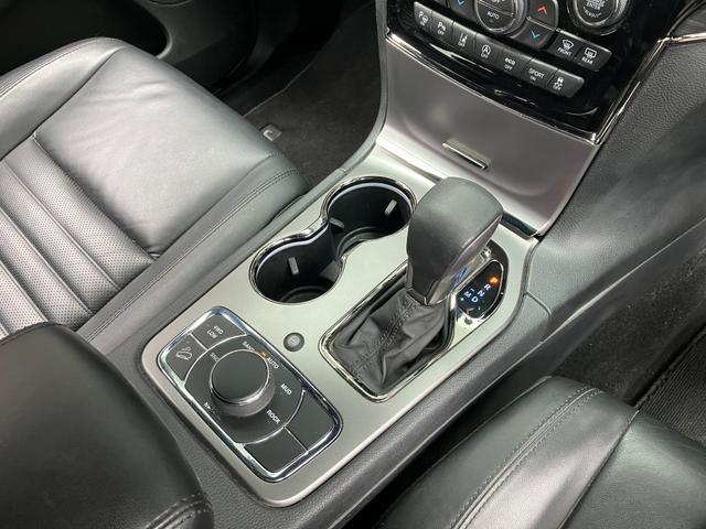 ジープ・グランドチェロキー S-リミテッド レザーシート シートヒーター ステアリングヒーター パワーシート 20インチアルミホイール アルパインサウンドシステム DSRC(33枚目)