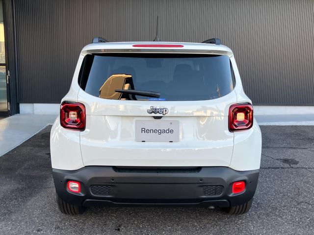 ジープ・レネゲード アルティテュード e-ハイブリッド 新車保証継承 弊社試乗車 Applecarplay/androidauto アダプティブクルーズコントロール 前面衝突警報 シートヒーター ハンドルヒーター(8枚目)