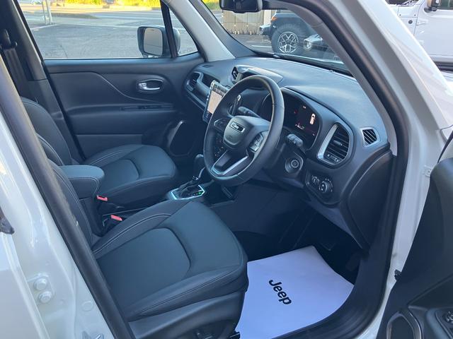 ジープ・レネゲード アルティテュード e-ハイブリッド 新車保証継承 弊社試乗車 Applecarplay/androidauto アダプティブクルーズコントロール 前面衝突警報 シートヒーター ハンドルヒーター(15枚目)