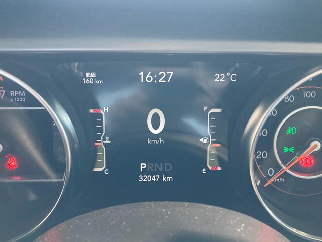 ジープ・ラングラーアンリミテッド フリーダムエディション バックカメラ 純正17インチアルミホイール ハーフレザーシート ETC サイドステップ サイドカメラ フロントカメラ AppleCarPlay/AndroidAuto(36枚目)