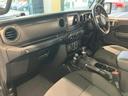 スポーツ　認定中古車保証　整備付　四輪駆動　ＥＴＣ　純正１７インチＡＷ　安全装備　ＡｐｐｌｅＣａｒＰｌａｙ／ＡｎｄｒｏｉｄＡｕｔｏ　バックカメラ　障害物センサー　アダプティブクルーズコントロール　サイドモニター（21枚目）
