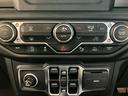 スポーツ　認定中古車保証　整備付　四輪駆動　ＥＴＣ　純正１７インチＡＷ　安全装備　ＡｐｐｌｅＣａｒＰｌａｙ／ＡｎｄｒｏｉｄＡｕｔｏ　バックカメラ　障害物センサー　アダプティブクルーズコントロール　サイドモニター（33枚目）
