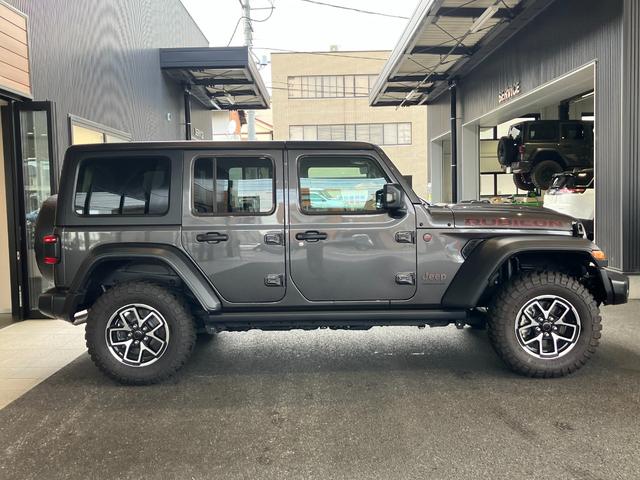 �Q�g�[���J���[�ƂȂ�܂��B