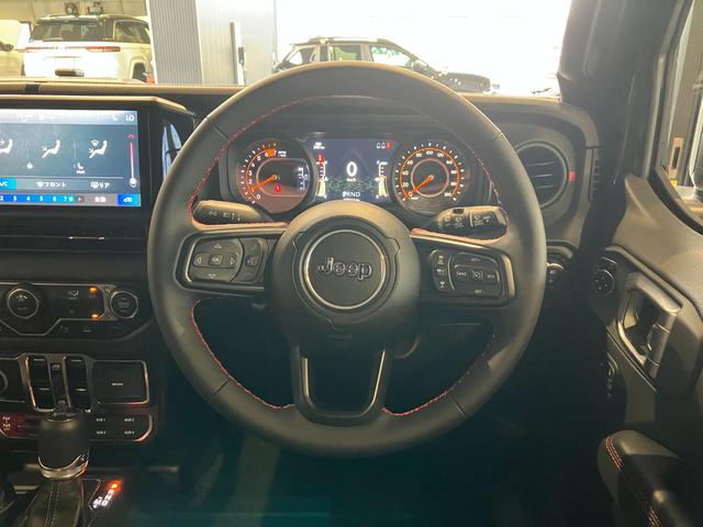 �i���������S����X�e�A�����O�ƂȂ�܂��B